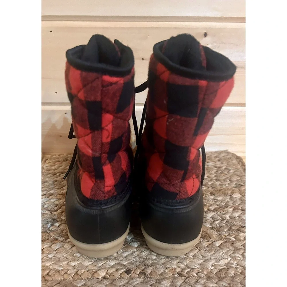 Olivia‎ Miller Duck Boots Size 7.5 Women's Red Buffalo Plaid EUC